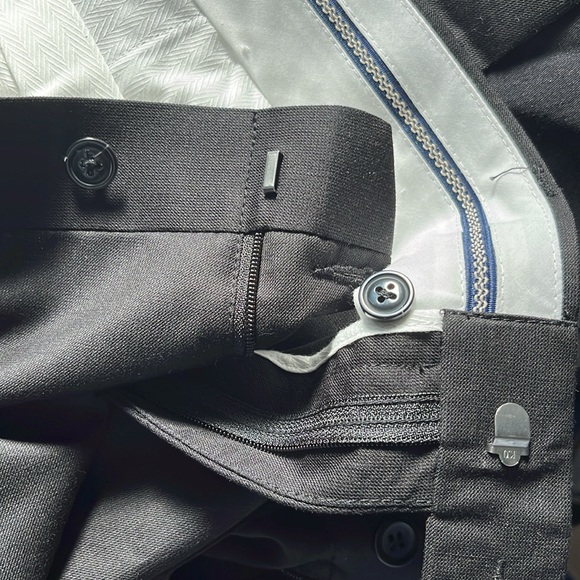 NWT Roundtree & yorke flat front 42/30 - Picture 6 of 6